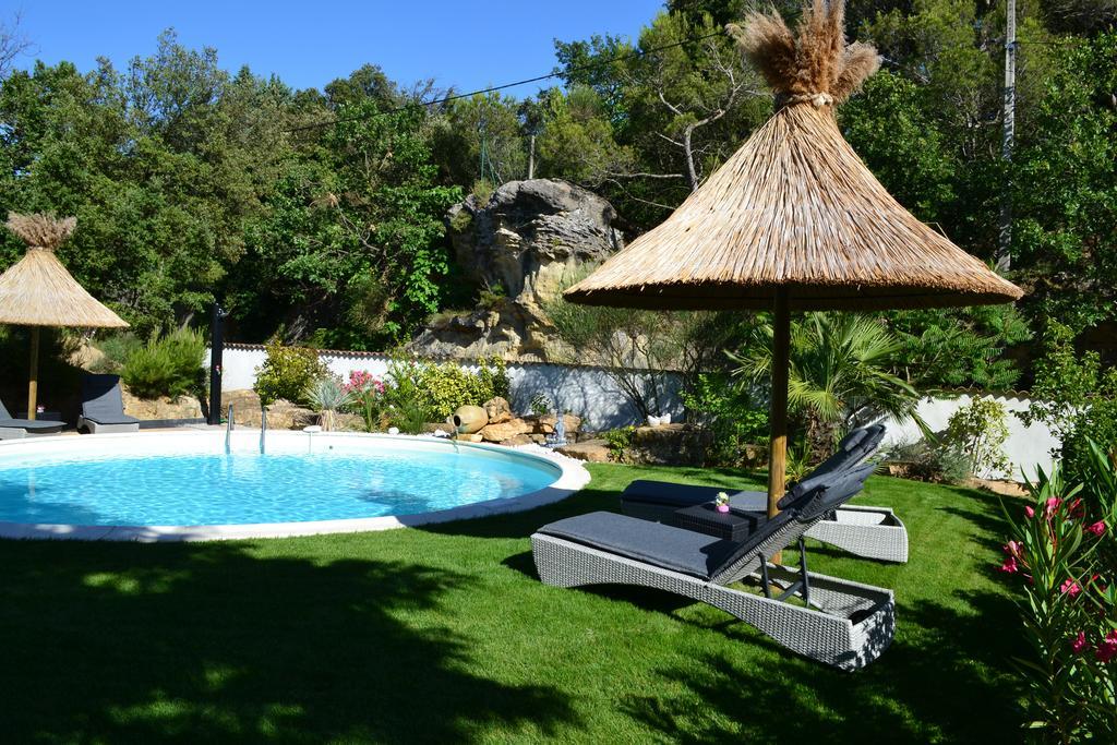 Le Refuge Bed & Breakfast มอร์นาส ภายนอก รูปภาพ